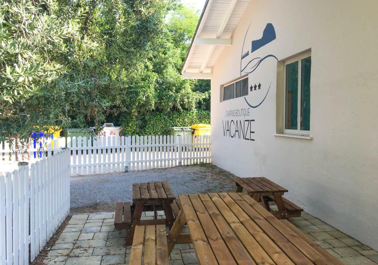 Vacanze Glamping Boutique Сан-Феліче-дель-Бенако Екстер'єр фото